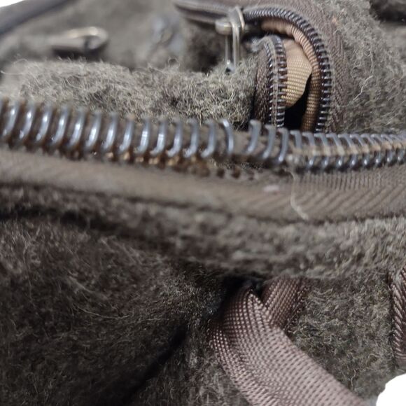 Burton backpack with aux jack - Picture 12 of 15